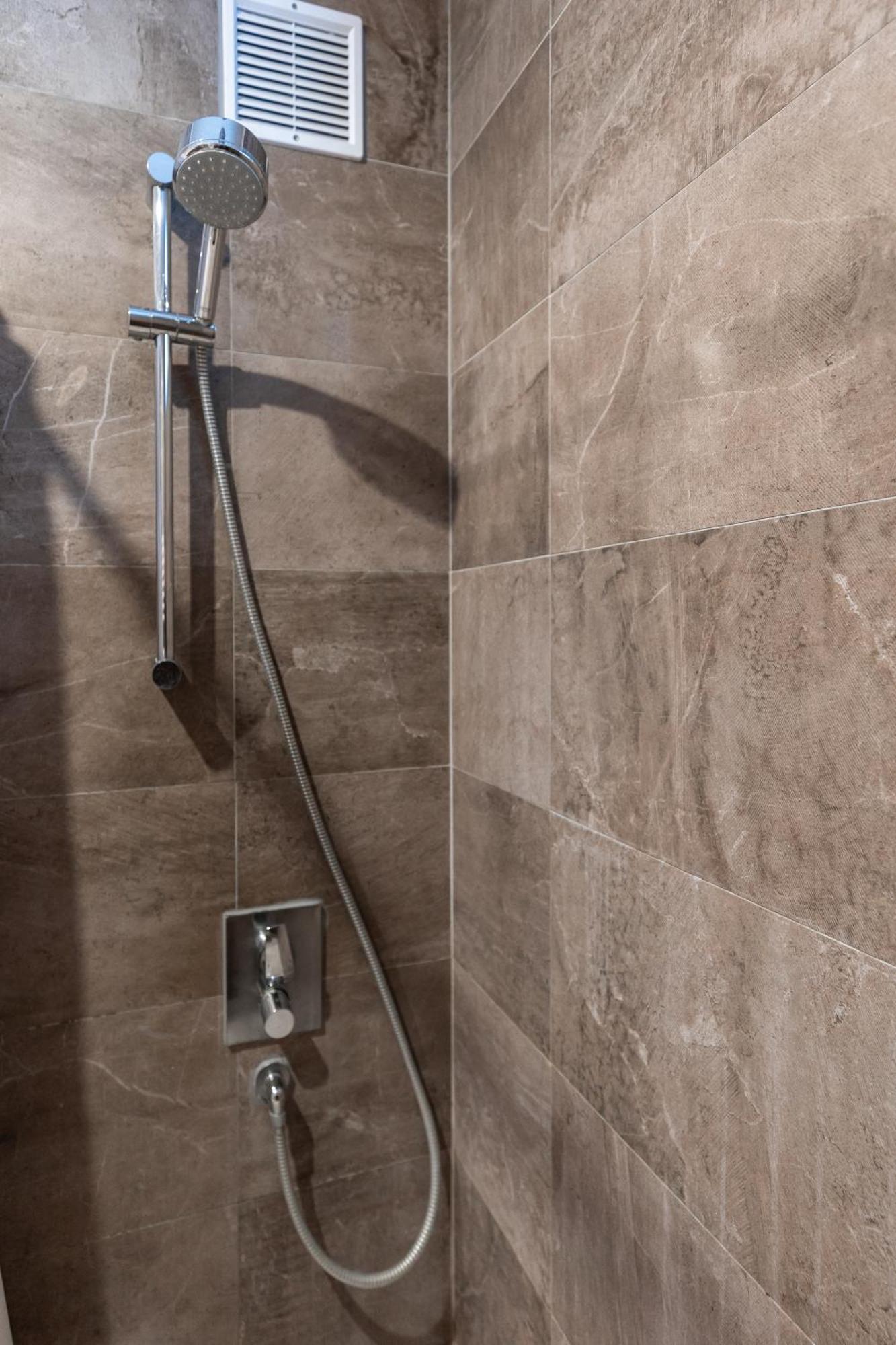 Salt Orchid Central Apartman Torda Kültér fotó