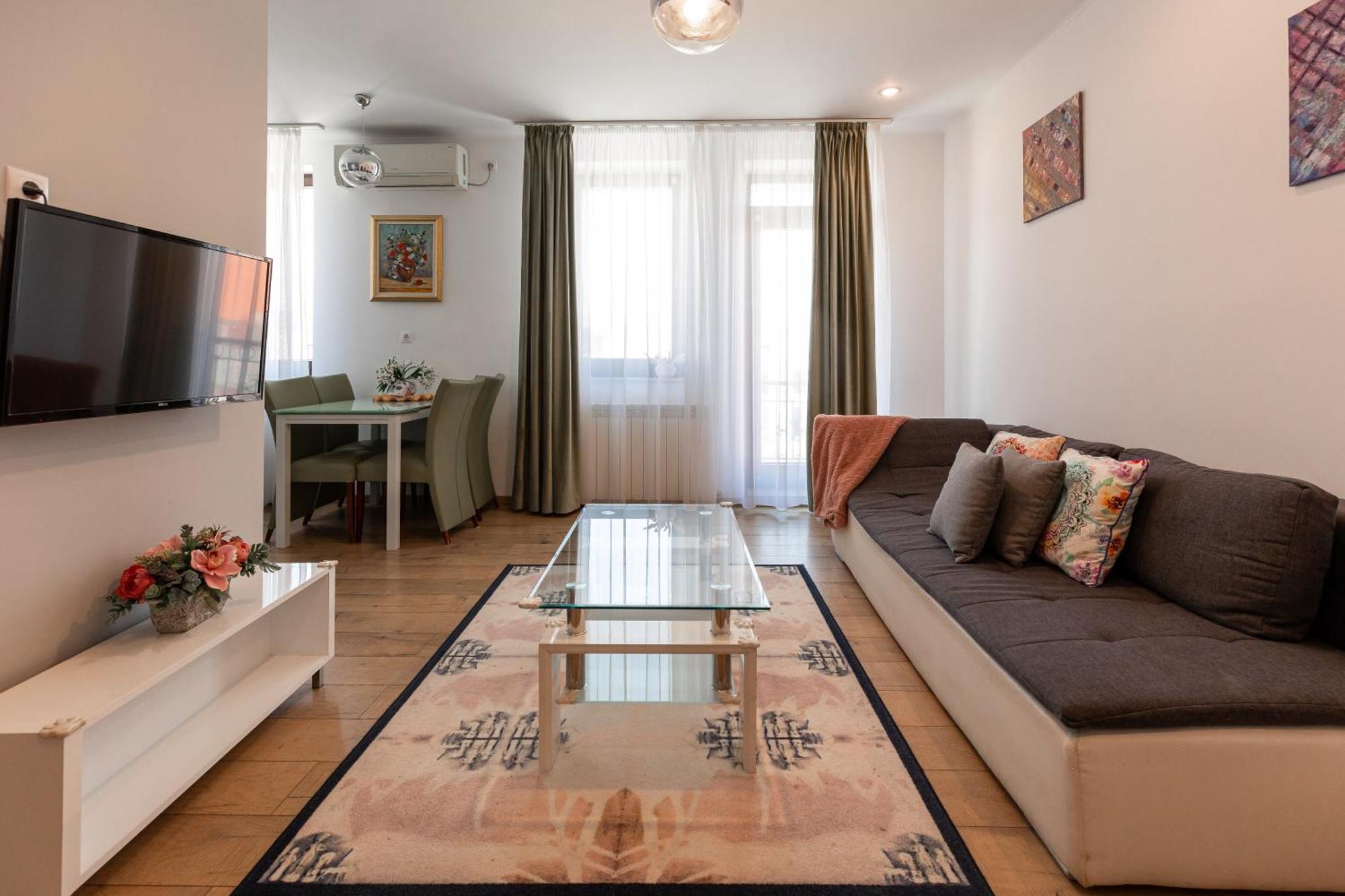 Salt Orchid Central Apartman Torda Kültér fotó